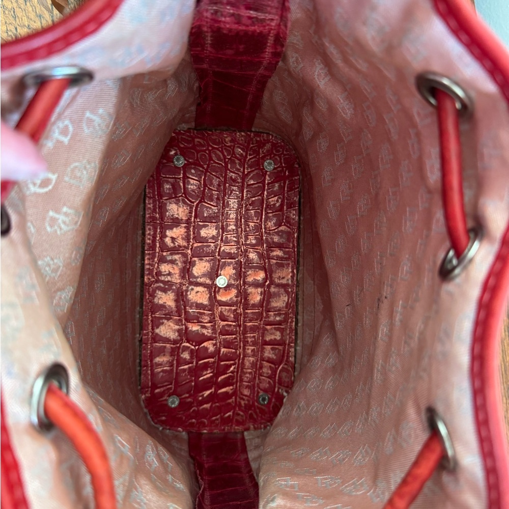 Dooney & Bourke Red/Pink Metallic Croc-Embossed Bucket/Shoulder Bag - RARE - Picture 8 of 16